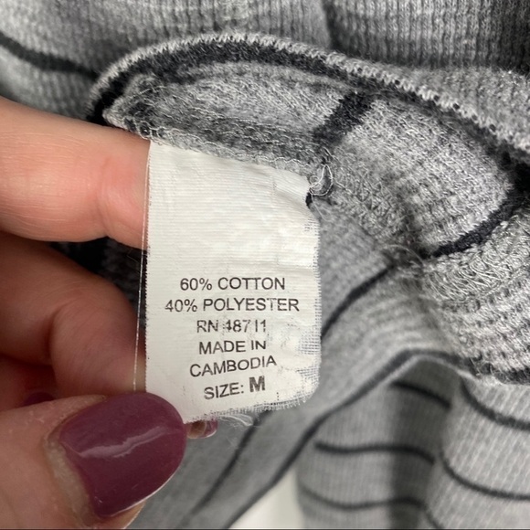 Falls Creek Striped Ribbed Shirt Men's Medium Gray Black Long Sleeve Pullover - Picture 7 of 8